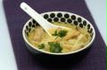Potage asiatique au poulet et au lait de coco 382 Kcal Potage asiatique au poulet et au lait de coco
