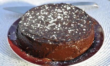 Gâteau de Savoie nappé au chocolat